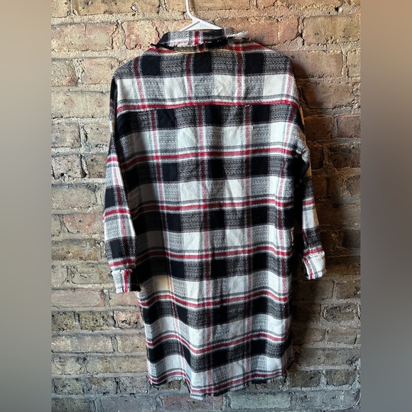 Zara Black and Red Plaid Shirt Jacket - Picture 2 of 5